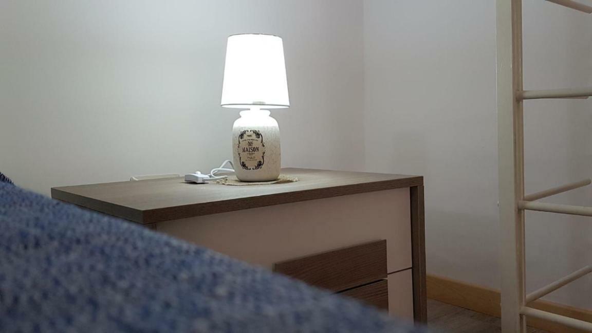 Appartamenti Laura Wi-Fi Curti ภายนอก รูปภาพ