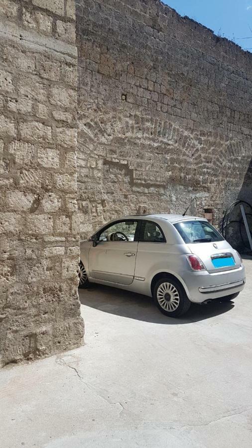Appartamenti Laura Wi-Fi Curti ภายนอก รูปภาพ